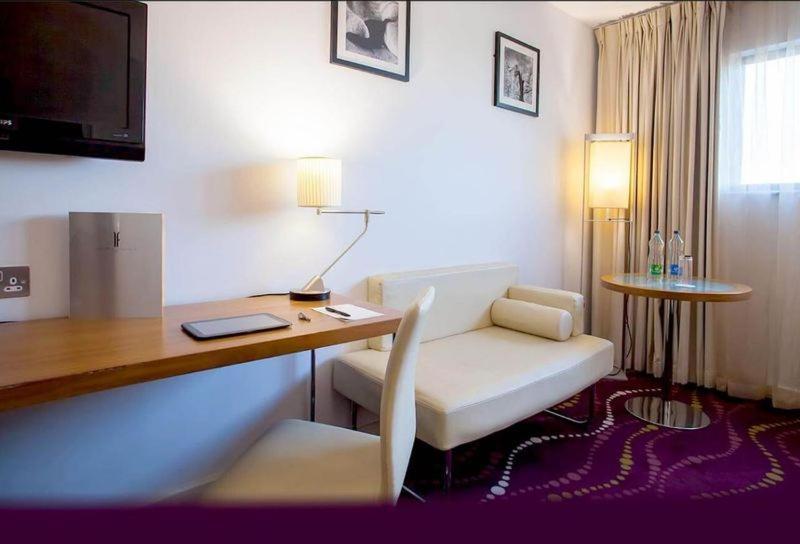 Louis Fitzgerald Hotel Clondalkin Habitación foto